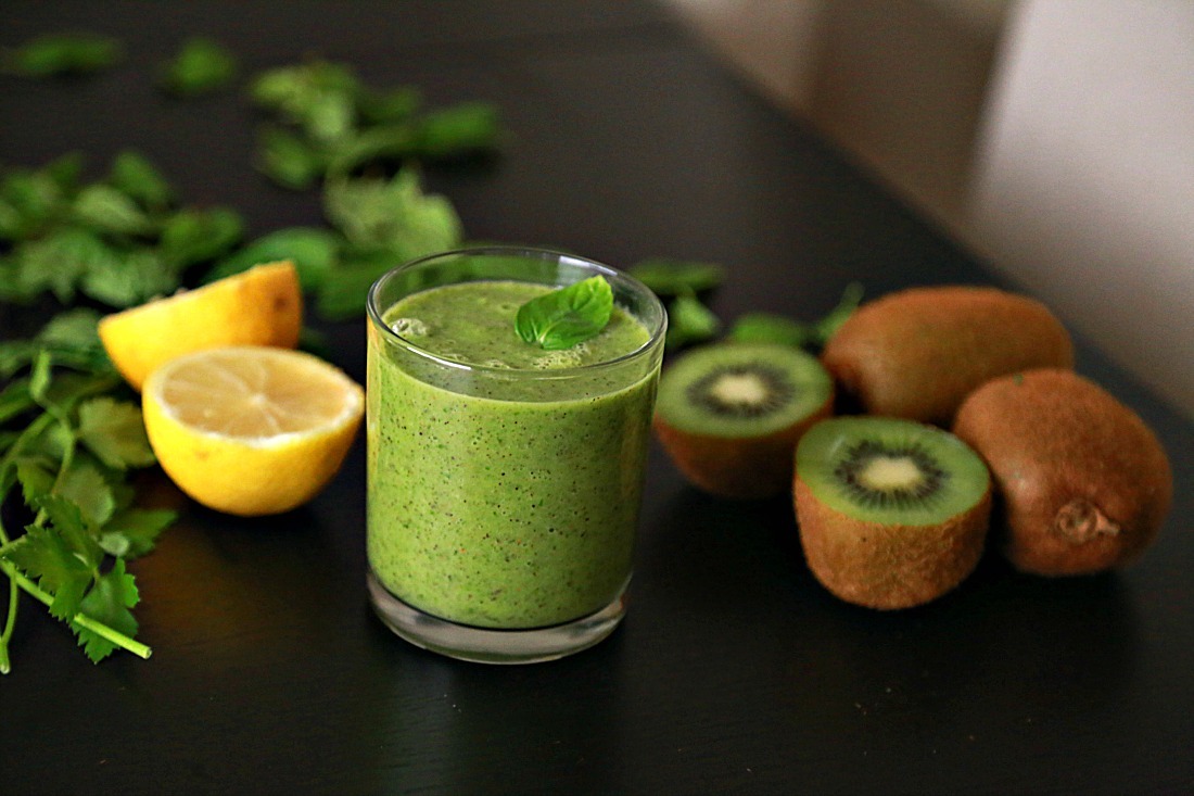 kiwi green smoothie 5