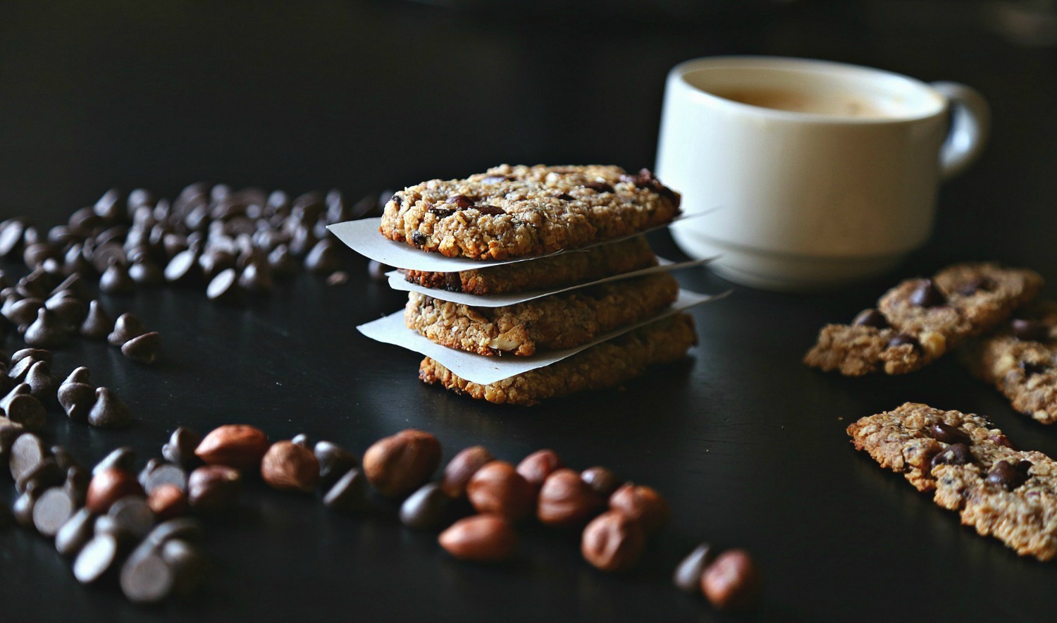 hazelnut-chocolate-oatmeal-bars-1-edited