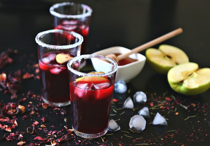 Green Apples with Ginger Hibiscus Iced Tea