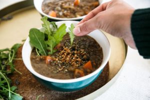 leshta , Bulgarian lentil stew with rocker leaves 1