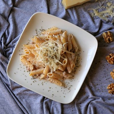 Garlicky Walnut Pasta with Cashew Cream {Gluten Free}