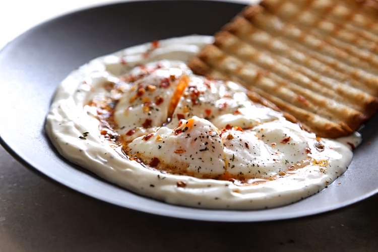 Çılbır (Authentic Turkish Eggs with Garlic Yogurt)
