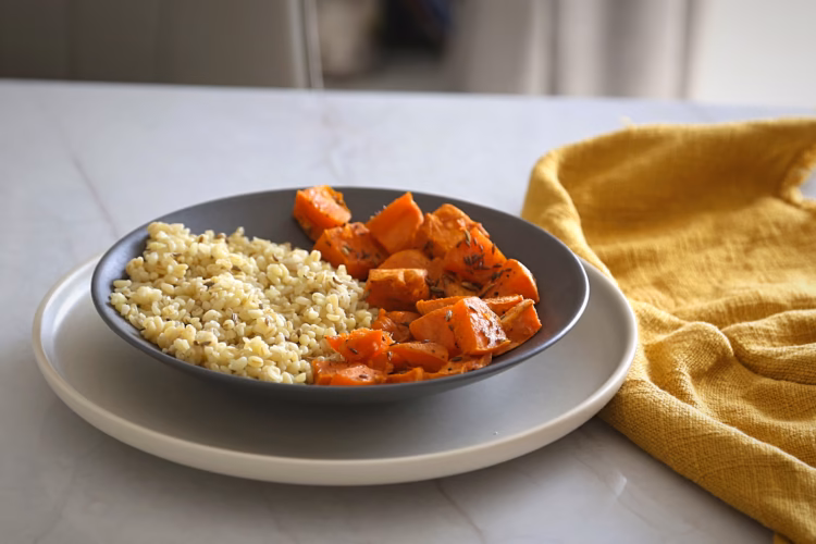 Sweet Potato & Bulgur Breakfast Bowl with Fennel Seeds & Soft Egg